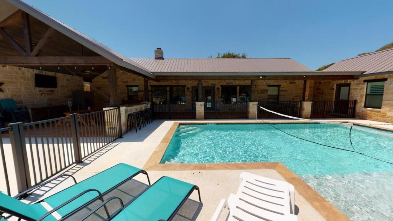 Heartstone Lodge Concan Esterno foto