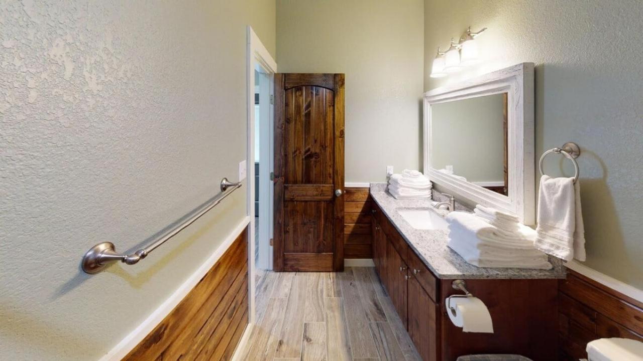 Heartstone Lodge Concan Esterno foto