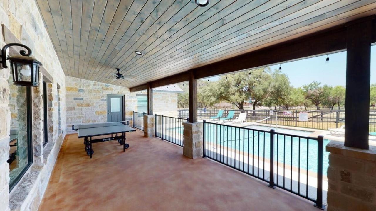 Heartstone Lodge Concan Esterno foto