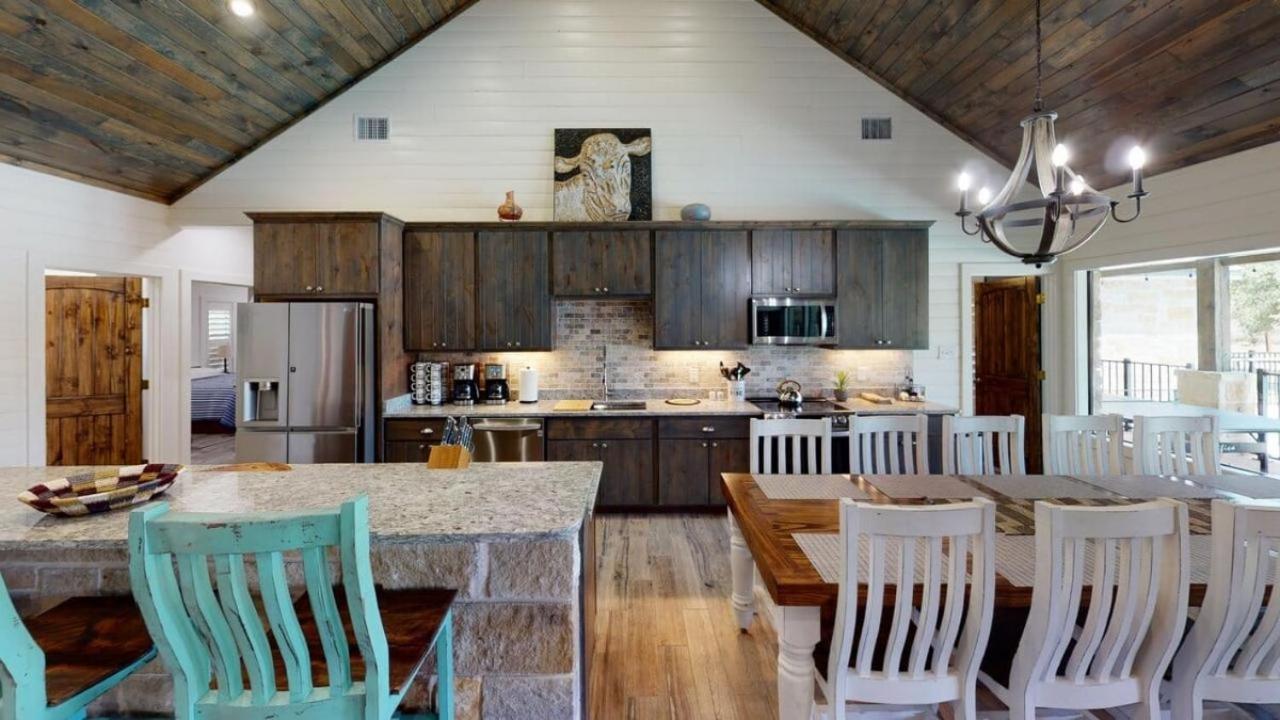 Heartstone Lodge Concan Esterno foto
