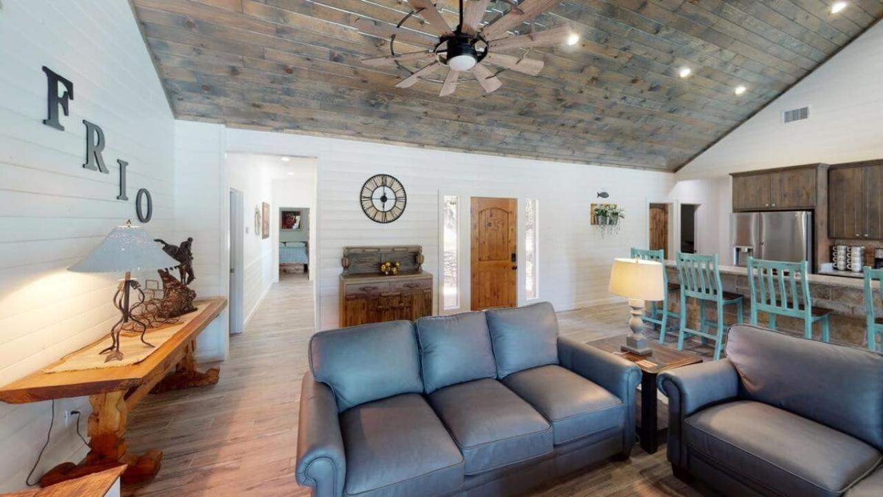 Heartstone Lodge Concan Esterno foto